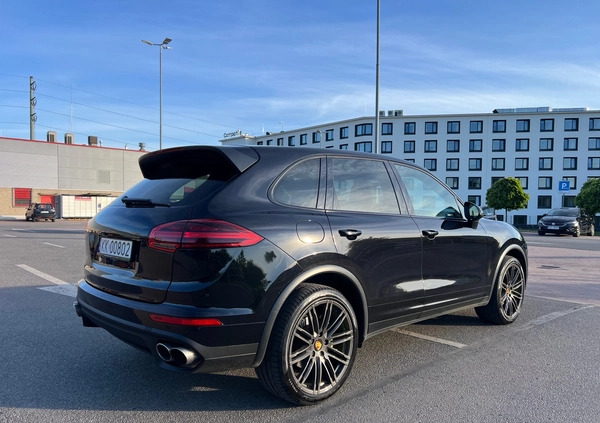 Porsche Cayenne cena 148000 przebieg: 188000, rok produkcji 2015 z Kraków małe 191